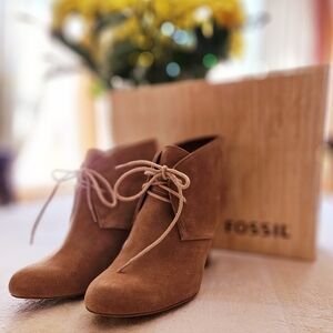 Fossil Desert Boot, Size 8M, Tan/Sand color